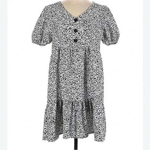 Shein Dress Womens XL Black White Short Sleeve V-Neck Button Tiered Flowy Comfy - Picture 1 of 5